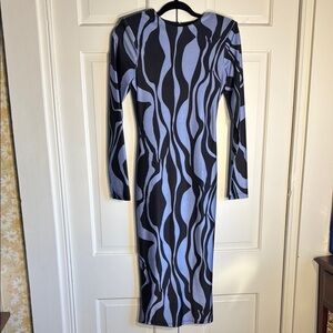 NWT Egreis Elegant Black and Cornflower Blue Swirl Bodycon Dress